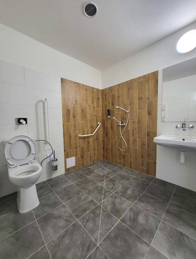 Apartmany Hotelu Ostry Železná Ruda المظهر الخارجي الصورة