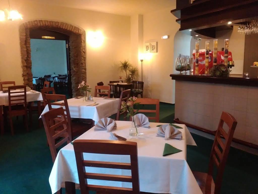 Apartmany Hotelu Ostry Železná Ruda المظهر الخارجي الصورة